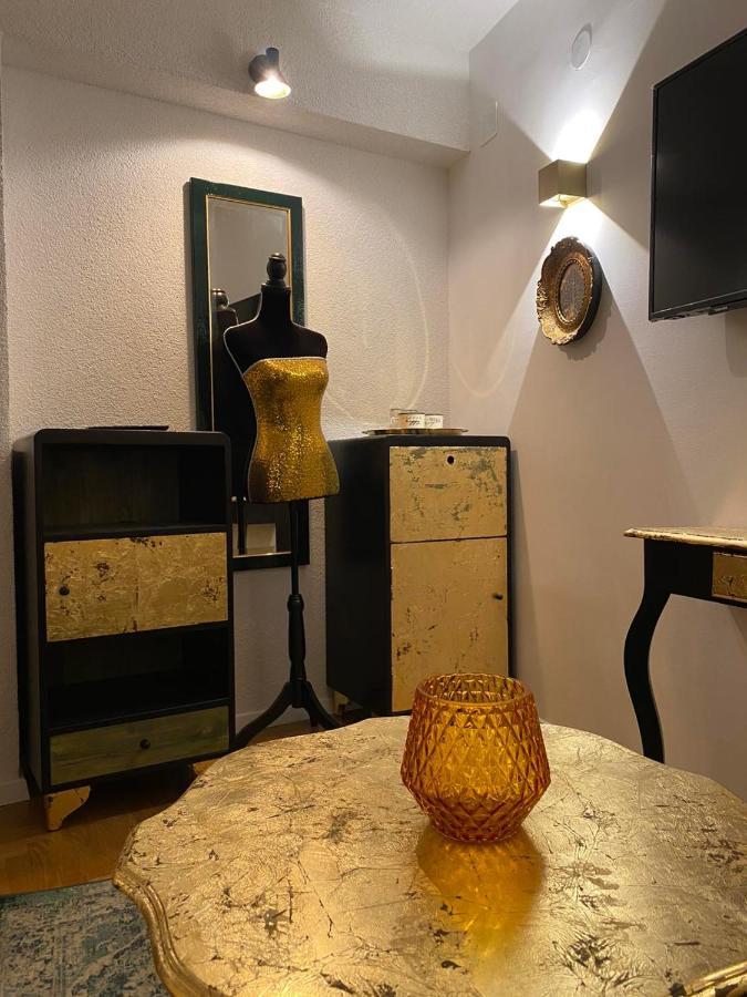 Andio Acomodação com café da manhã  4*